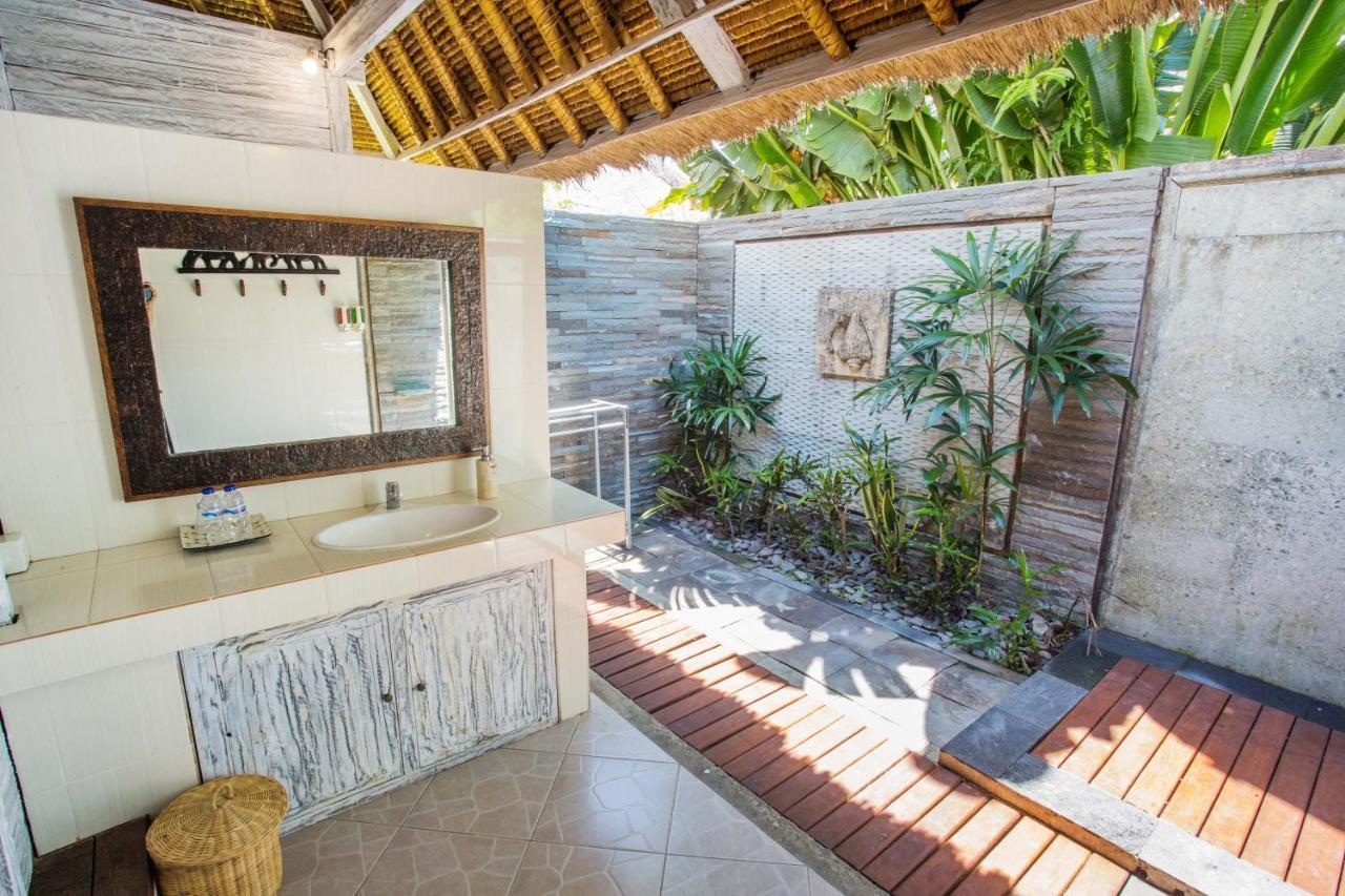 Bay Shore Huts Nusa Lembongan  Ngoại thất bức ảnh
