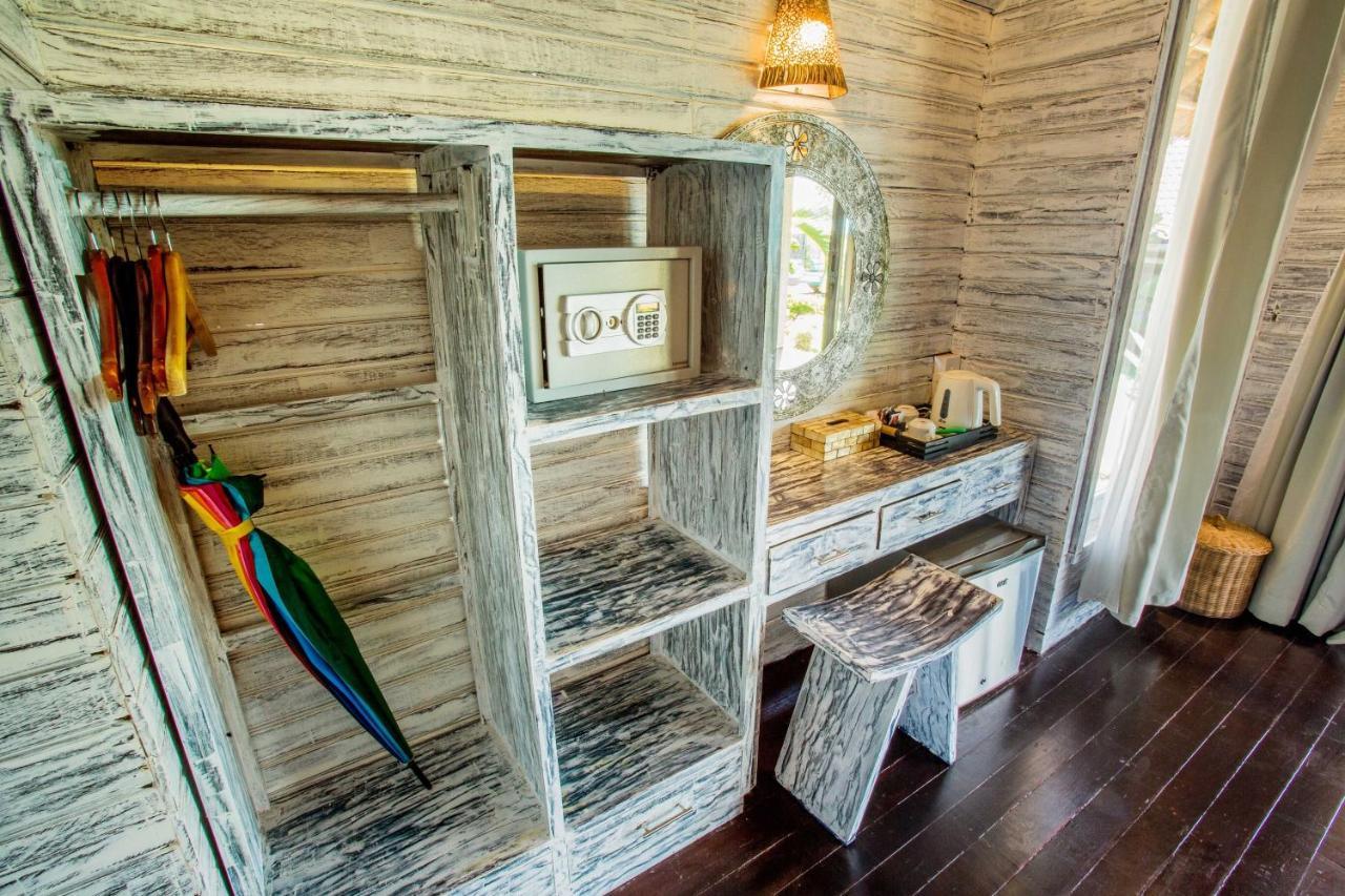 Bay Shore Huts Nusa Lembongan  Ngoại thất bức ảnh