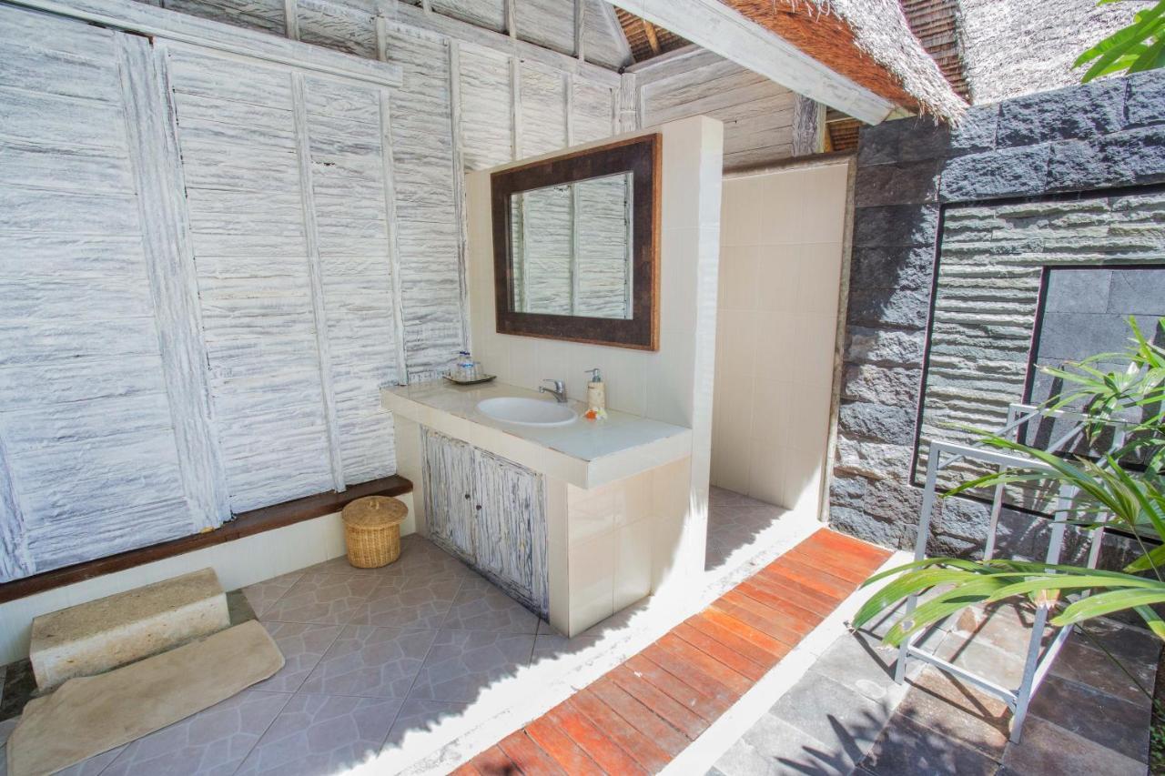 Bay Shore Huts Nusa Lembongan  Ngoại thất bức ảnh