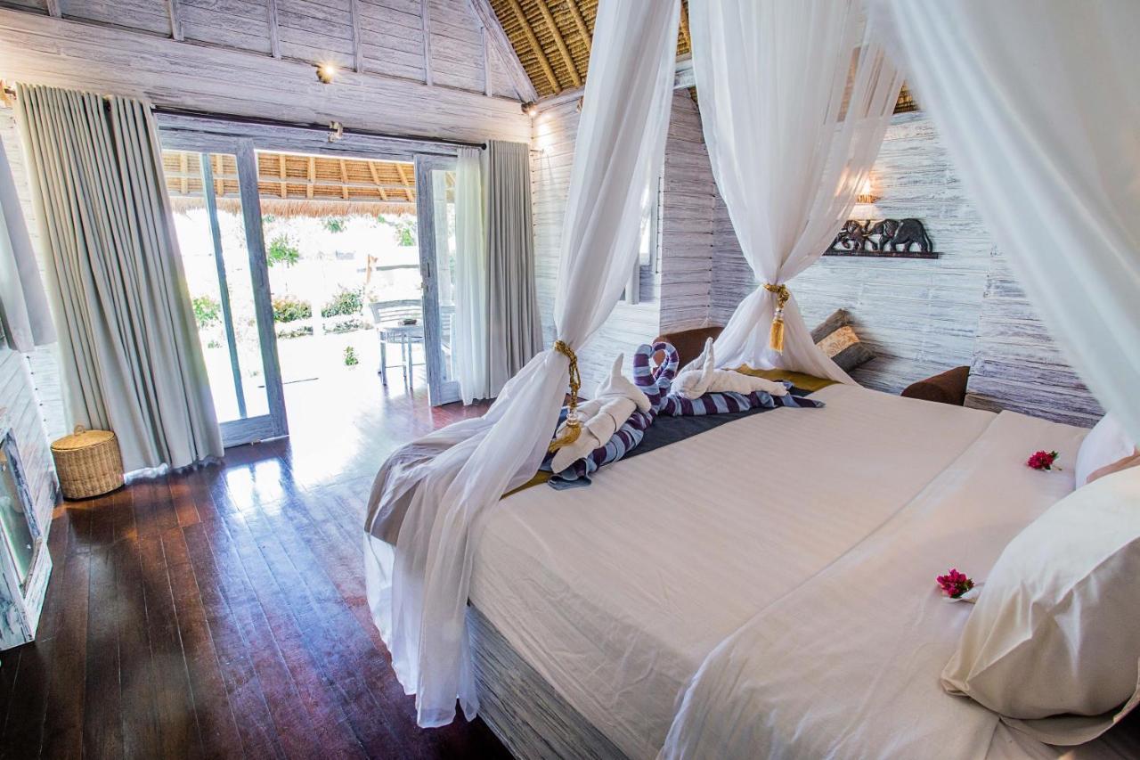 Bay Shore Huts Nusa Lembongan  Ngoại thất bức ảnh